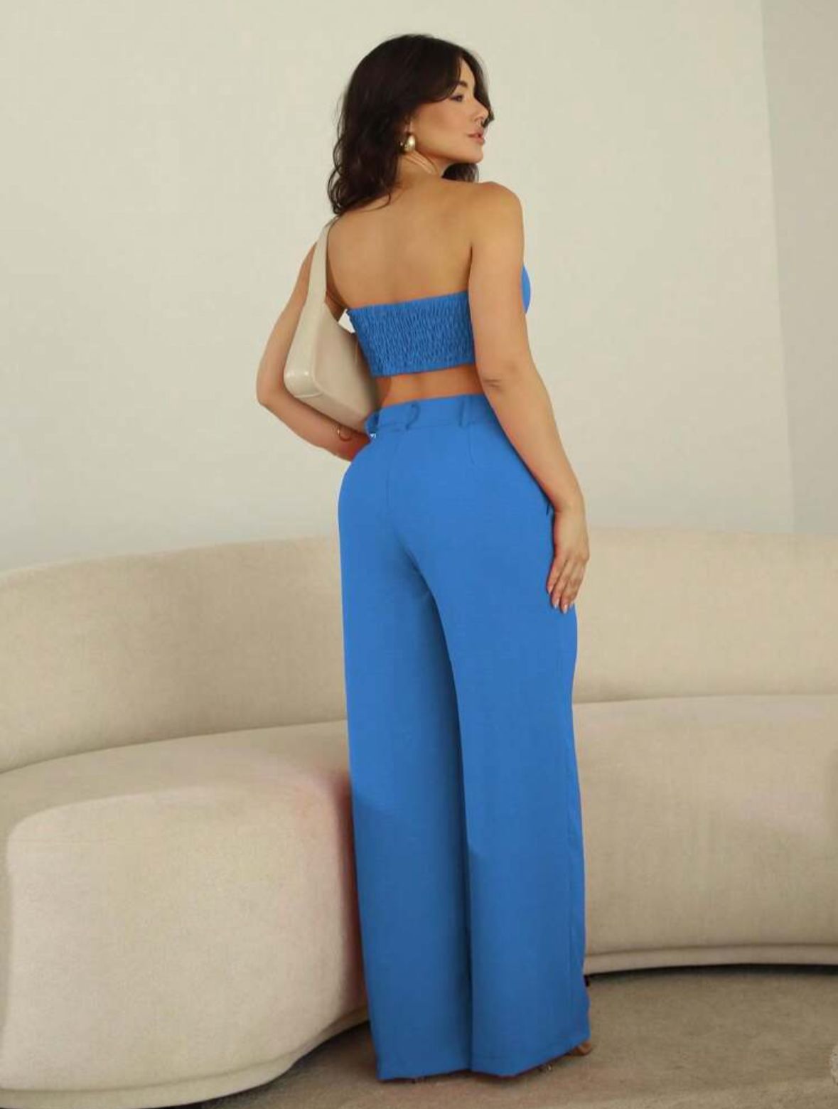 Conjunto top com laço e calça variante