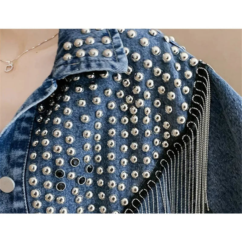 Jaqueta jeans feminina cravejada