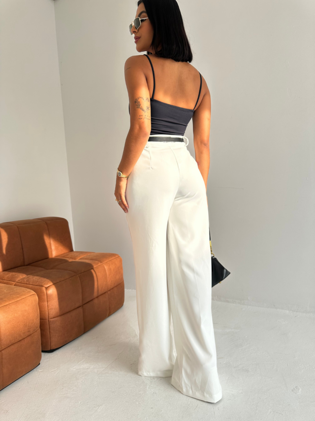 Calça Pantalona Feminina em Alfaiataria Cintura Alta Zara