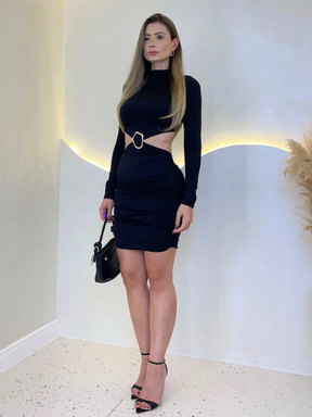 Vestido star com a mangas longas com gola fechada