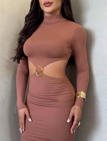 Vestido star com a mangas longas com gola fechada