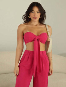 Conjunto top com laço e calça variante